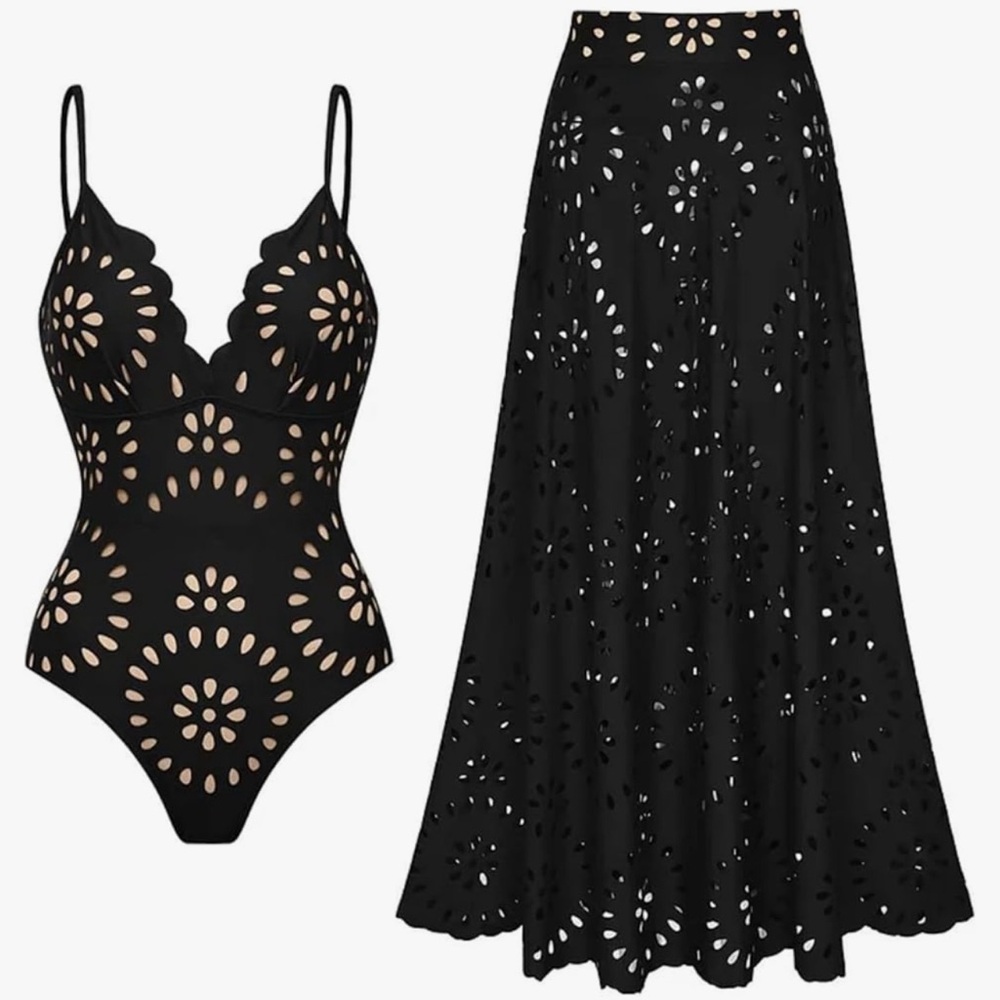 Chic Black One-Piece Swimwear with Intricate Cutout Design